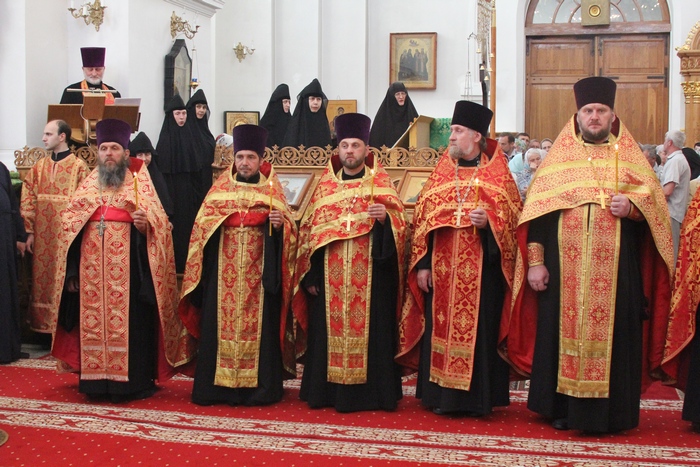 21-Праздничное Всенощное бдение.JPG